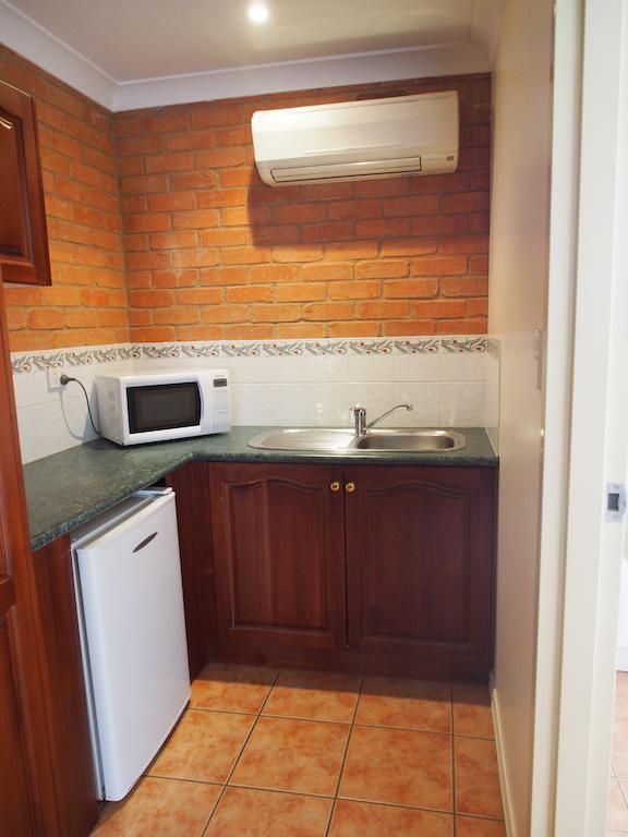 Cobar Town & Country Motor Inn Zimmer foto